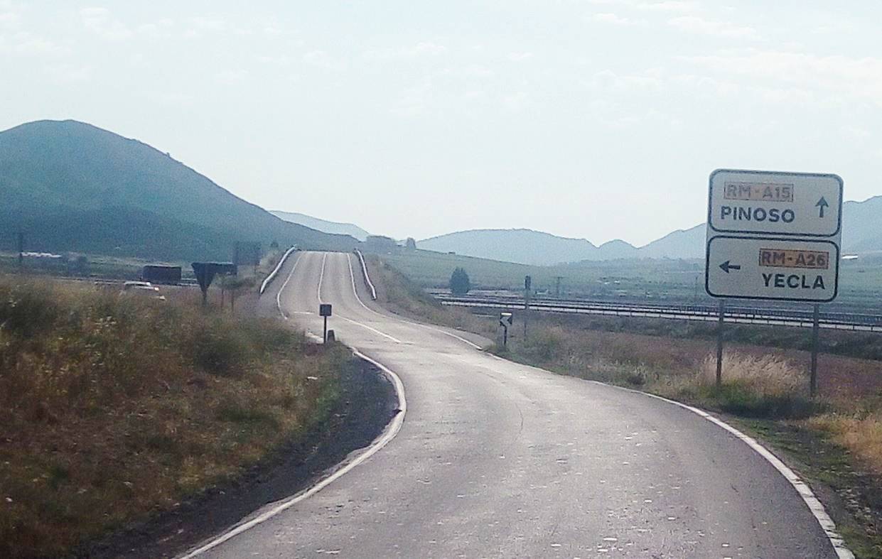 Redacción de Proyecto de Construcción del Enlace en el P.K. 6+400 de la carretera RM-A15 con la Autovía A-33 (T.M. de Jumilla)